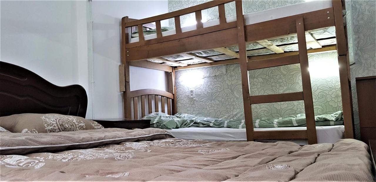 Backpackers Hostel Tbilisi Exterior foto